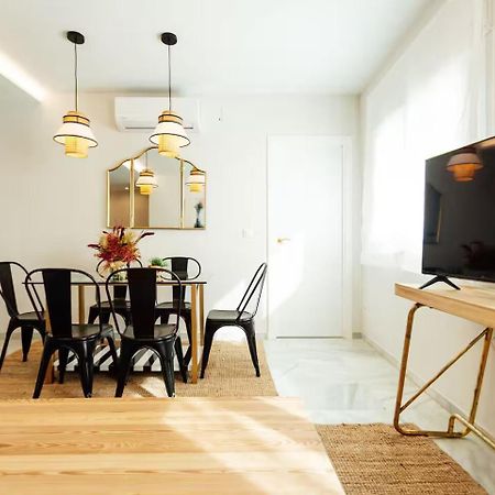 Reformed And Comfy- 2Bd 2Bth- Arenal Apartment Seville Luaran gambar