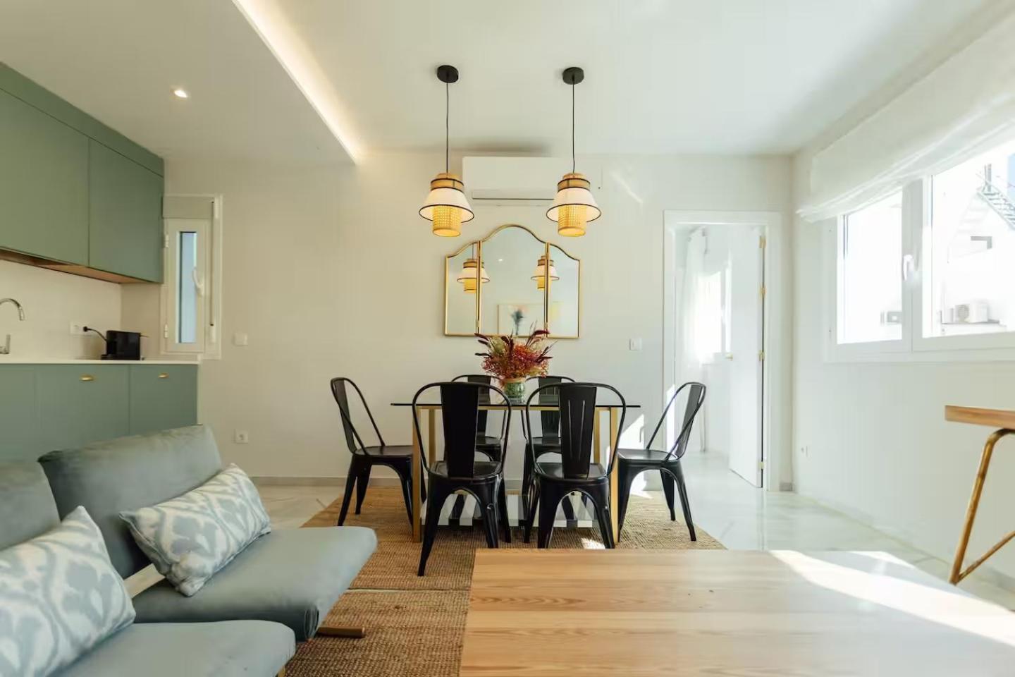 Reformed And Comfy- 2Bd 2Bth- Arenal Apartment Seville Luaran gambar