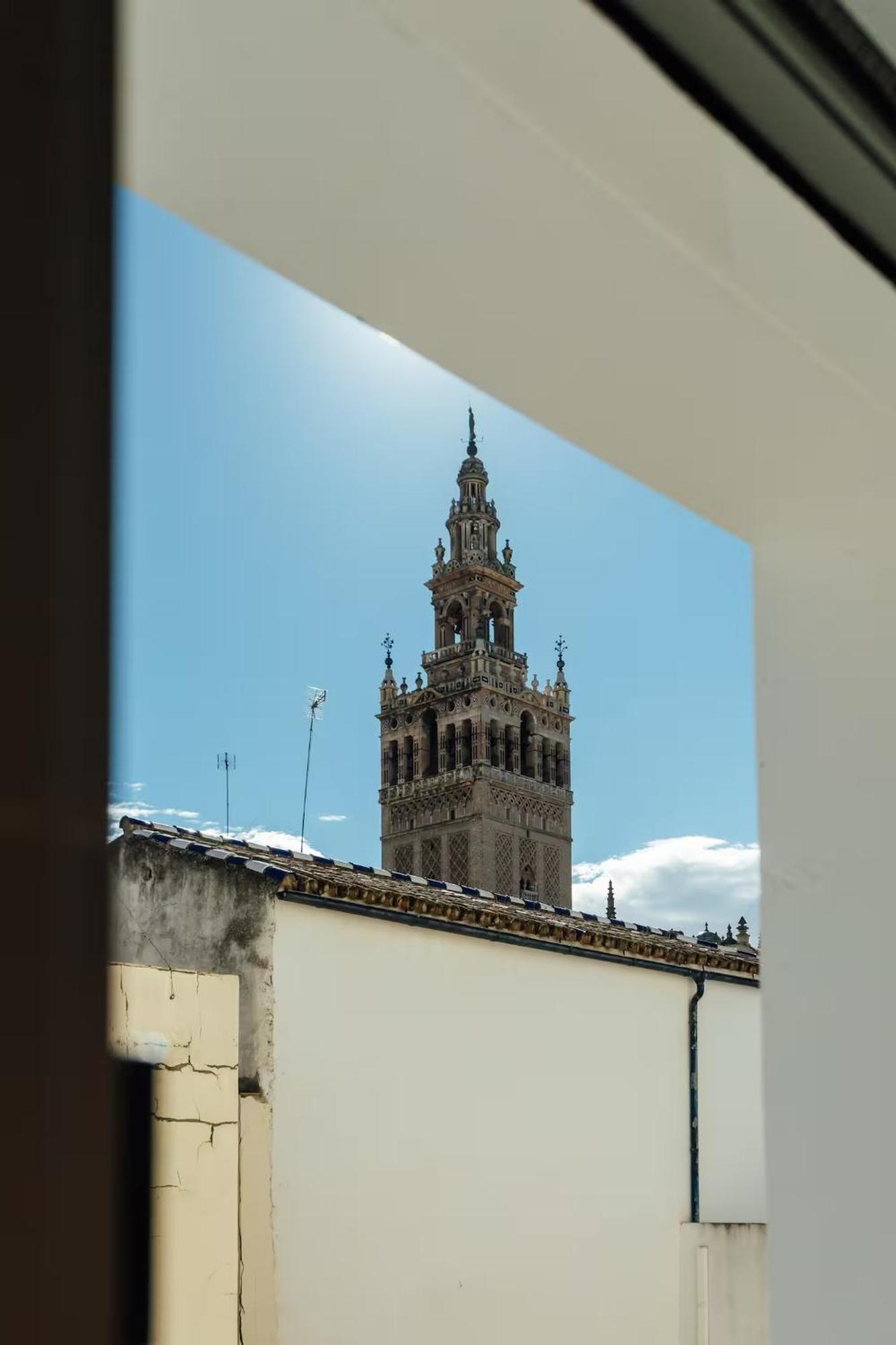Reformed And Comfy- 2Bd 2Bth- Arenal Apartment Seville Luaran gambar
